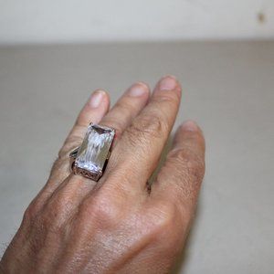 UNIQUE LARGE CUBIC ZIRCONIA STATEMENT RING SILVER